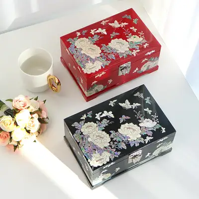 螺鈿漆器牡丹花模様貝殻ジュエリーボックス 21cm