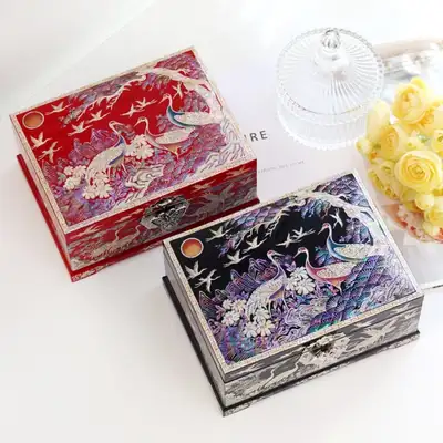 螺鈿漆器 色付き松鶴 貝殻ジュエリーボックス 18センチ
