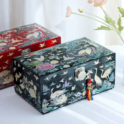 (ランジェ)名品 螺鈿漆器 貝殻細工 牡丹 婚礼 奉채 四柱宝石箱(金英万 文化財機能人作品) 貝殻箱 アクセサリー保管箱 礼物箱