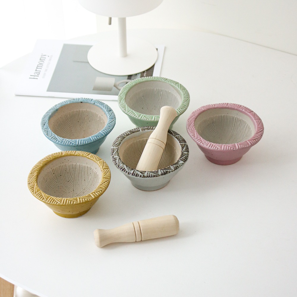 Colored Sesame Grinding Mini Mortar and Pestle