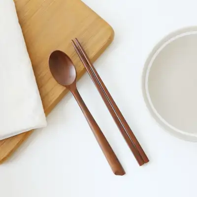 国内産3度漆塗り子ども用木製スプーン・箸セット(斜めグリップ)M