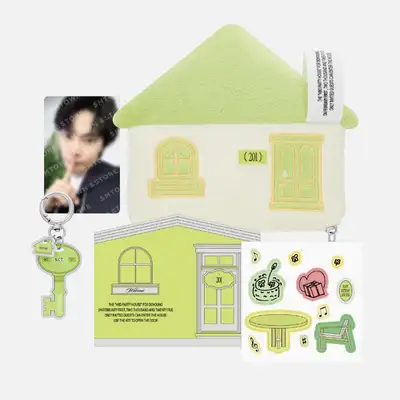 DOYOUNG ARTIST BIRTHDAY POUCH PACK