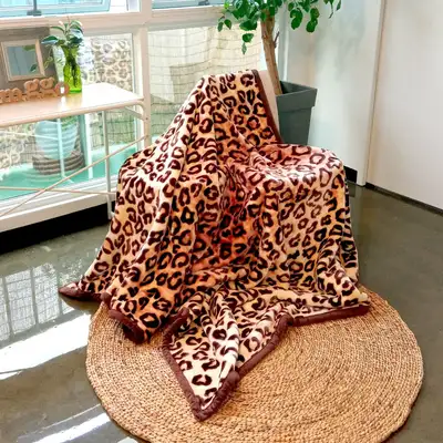 Brown Leopard Ultra-Fine Mink Blanket | Thick Spotted Mink Throw
