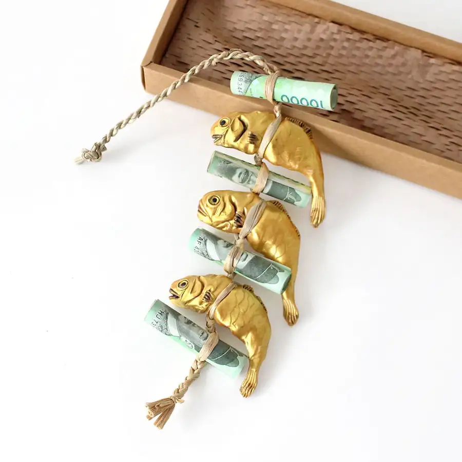 Domestic Gold Lucky Fish (Jar-in-gobi) Dried Pollock Mobile - Holiday Gift New Year Lunar New Year Chuseok Souvenir Korean Keepsake Gift for Foreigners — 2