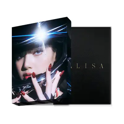 LISA -LALISA- PHOTOBOOK [SPECIAL EDITION]