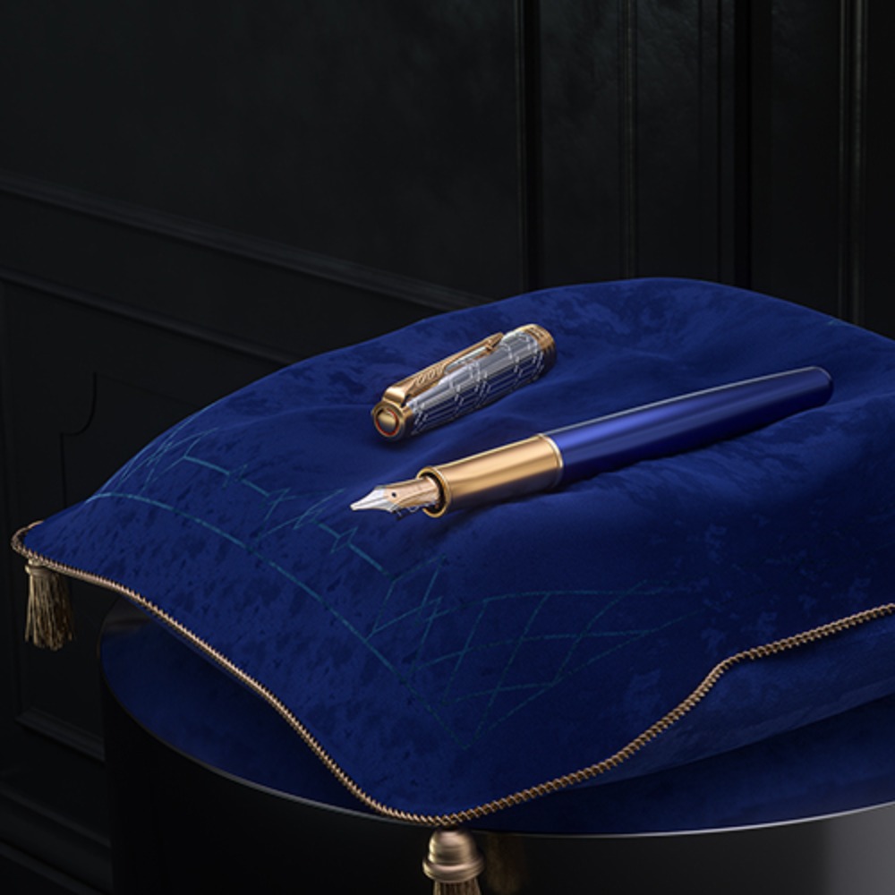 Parker Sonnet Queens Platinum Jubilee Fountain Pen