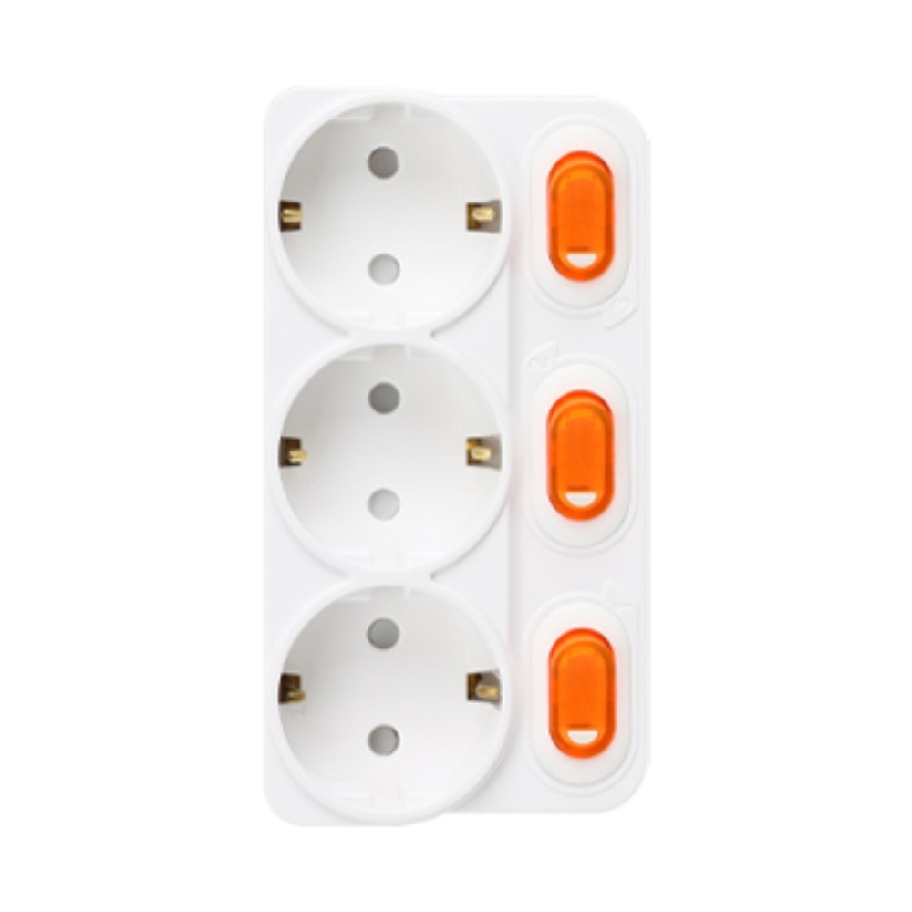 Pyeonghwa 3-Outlet Power Strip with Individual Switches