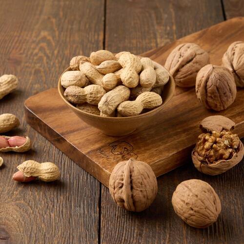 Lunar New Year Great Full Moon Domestic Nuts 200g (Whole Walnuts 100g + Roasted Peanuts 100g)
