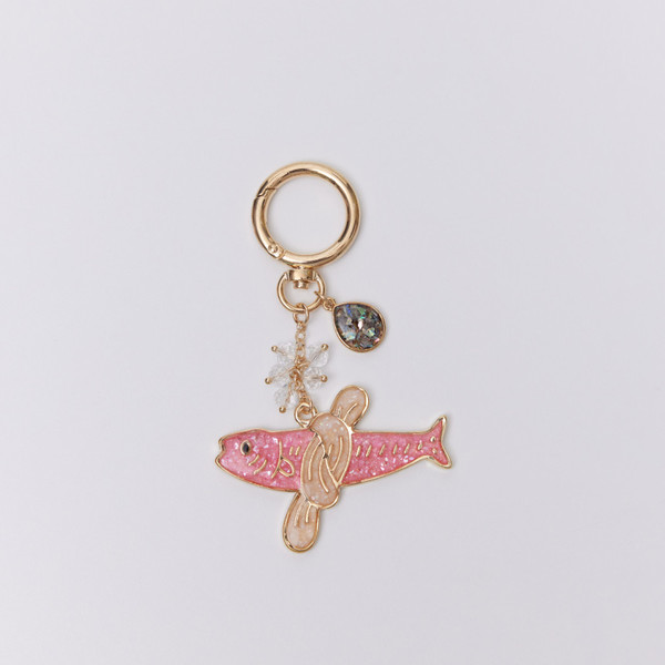 J-Art Korean Souvenir Lucky Fish Keyring - Travel Gift for International Visitors and Exchange Students