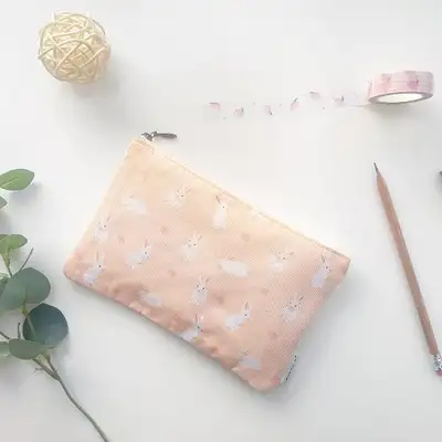 O-CHECK かわいいイラストパターン ポーチ (M) ウサギ
