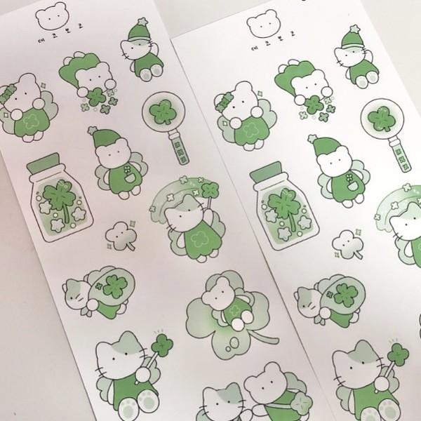 Deco Boko | Big Clover Monochrome Sticker ver.3