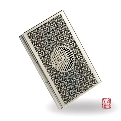 完子紋鏤空圓形金屬名片盒[黑色]
