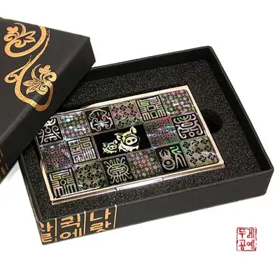 Subok Bock Pig Nacre Portable Business Card Holder