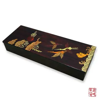象嵌笔筒[鹤]