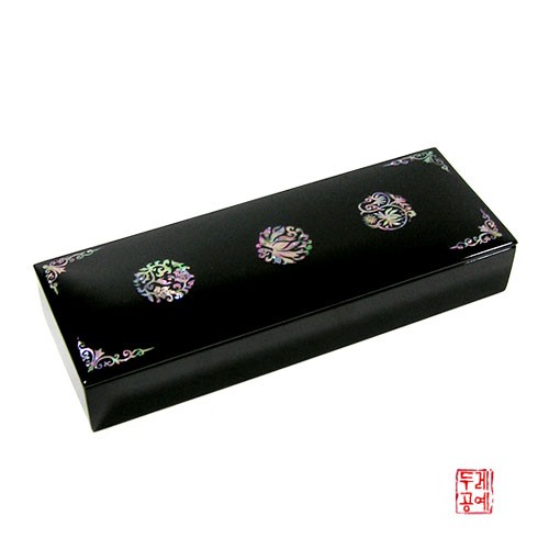 Traditional Brush Case