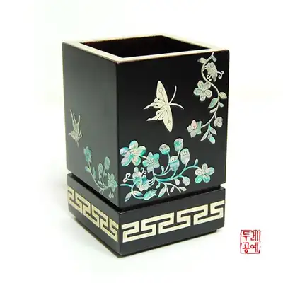 笔筒[蝴蝶纹]