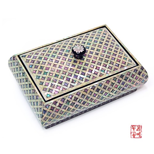 Hunminjeongeum Chrysanthemum Pattern Business Card Holder