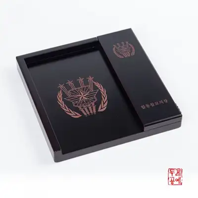木质备忘录架和笔盒