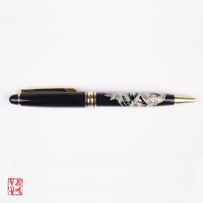 Mother-of-Pearl Cloud and Dragon Pattern Ballpoint Pen