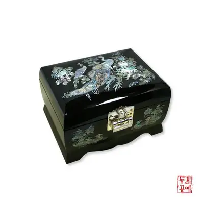 孔雀滚动音乐珠宝盒