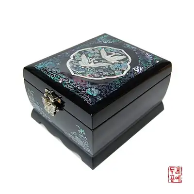 当初双鹤音乐首饰盒
