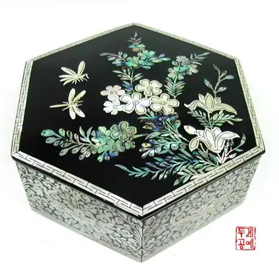 螺鈿六角空盒(蜻蜓)