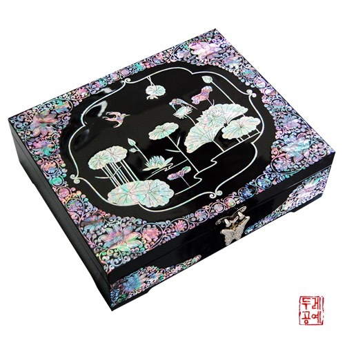 Yeonji Yeonhwa Jewelry Box