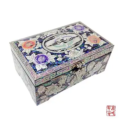 螺鈿鑲嵌雙鶴玫瑰紋寶石盒