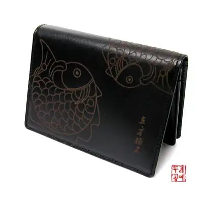 鱼龙皮革名片夹