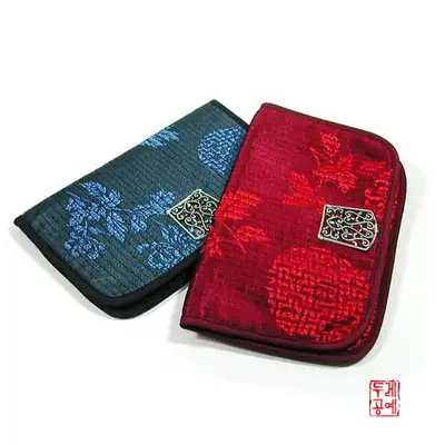 双缎压线名片夹 B型