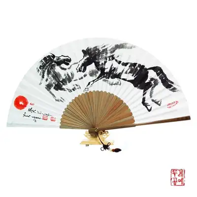 云峰乌竹扇 [军马图]