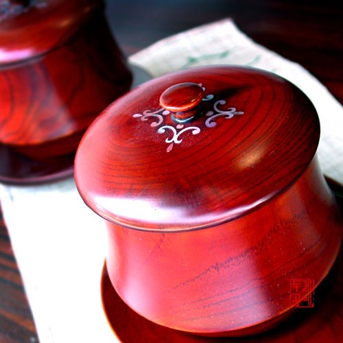 Dancho Lacquered Tea Cup Set