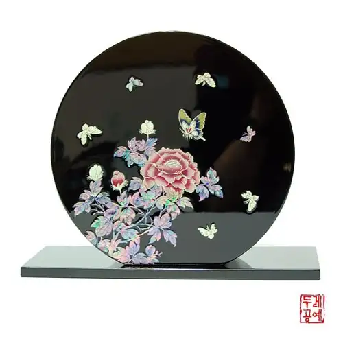 花与蝴蝶螺钿圆形花瓶