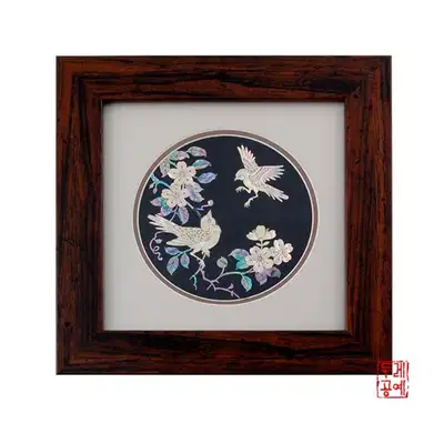 花鸟纹圆形相框