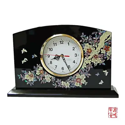花蝶螺钿挂钟
