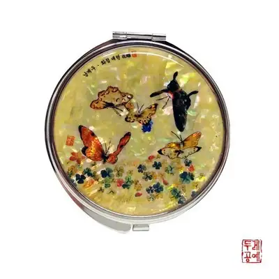 [南溪宇] 花蝶图手镜 - 白三叶草与蝴蝶