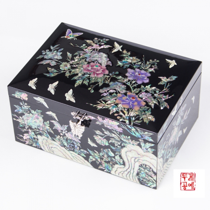 Bonjuaeri Jewelry Box