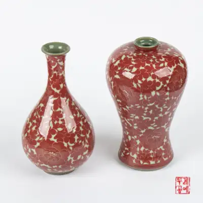 朱砂牡丹纹梅瓶/酒瓶
