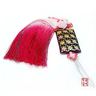 花窗纹样挂饰 5