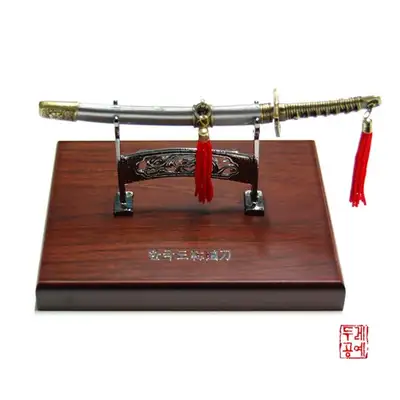 韩国刀展示架 B