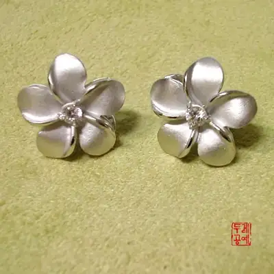 花卉耳环