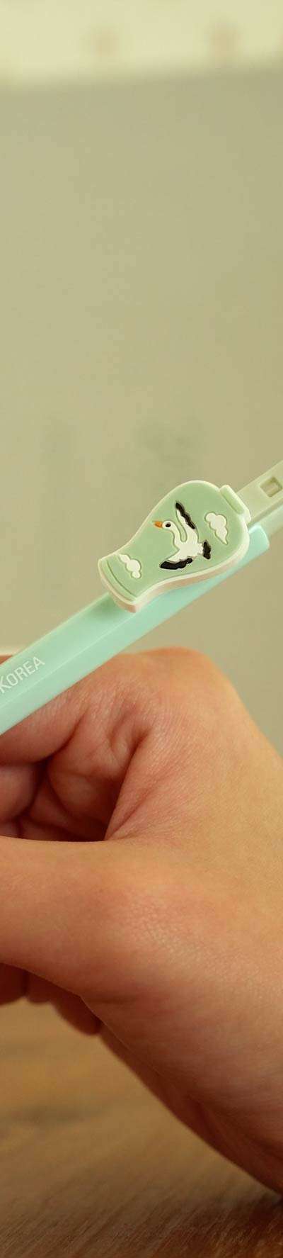 Celadon Ballpoint Pen (Cloud Crane Plum Bottle)
