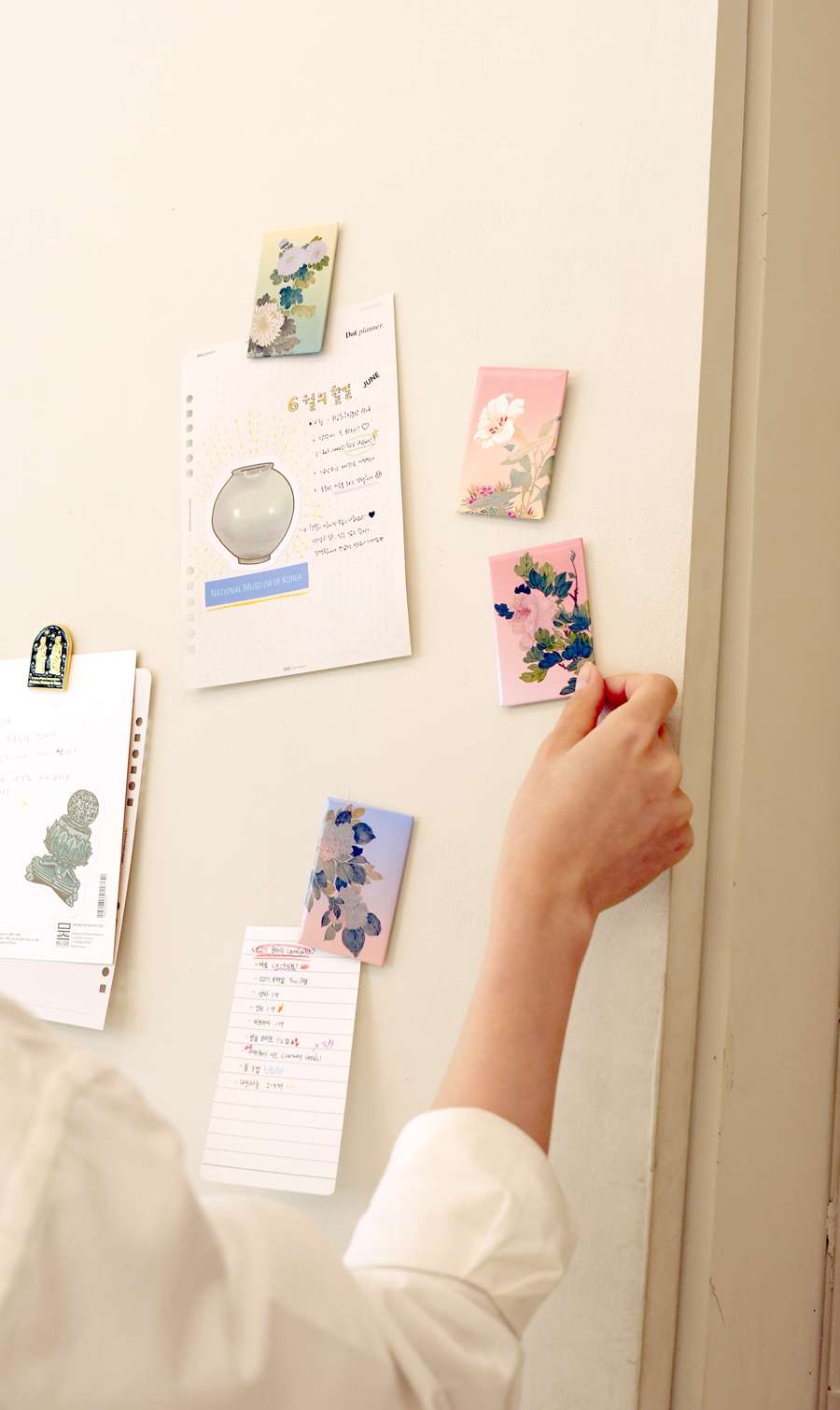 Calligraphy and Painting Magnet (Peony) - National Museum of Korea Exclusive Product
