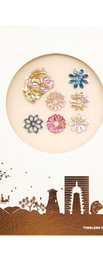 Mother-of-Pearl Sticker: Smile of Silla (Flower Roof Tile Pattern)