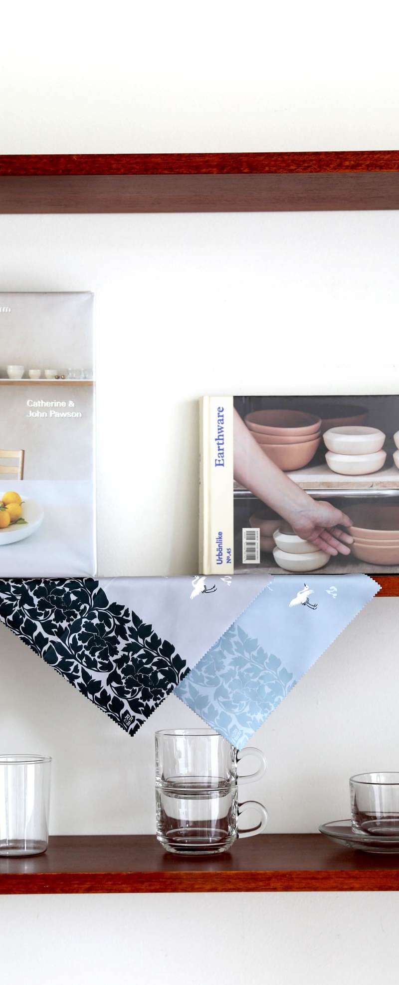 Peony Arabesque Ultra-Fine Microfiber Screen Cleaner <2024 Muse Collaboration Selected Work>