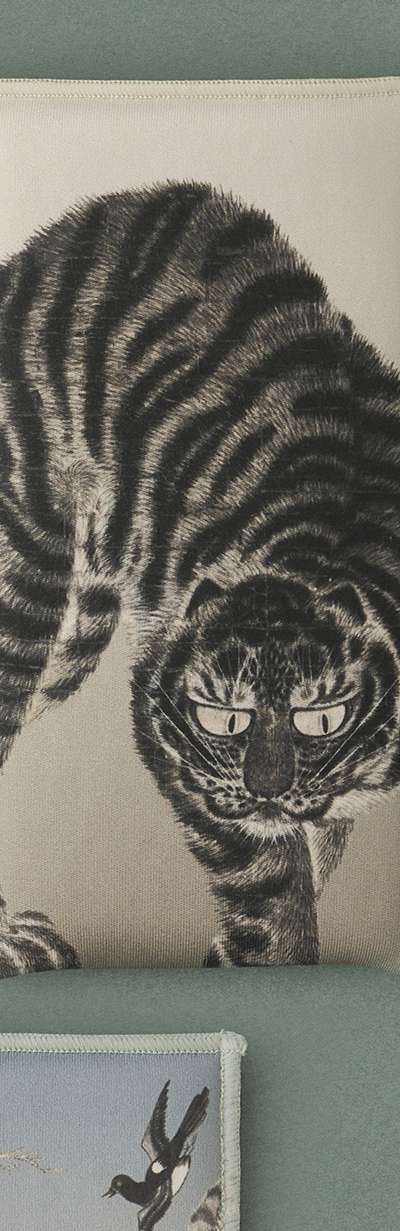 Glasses Pouch (Tiger and Magpie Painting) National Museum of Korea Signature Product