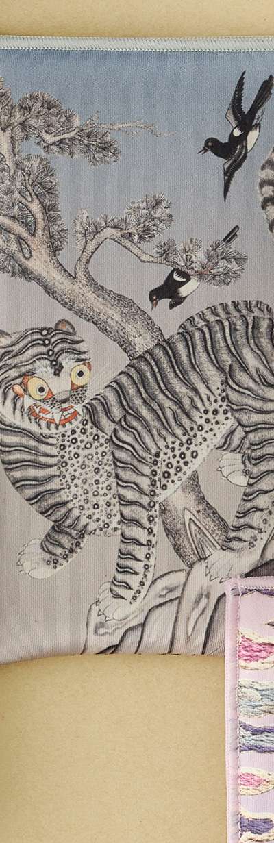Glasses Pouch (Tiger and Magpie) - National Museum of Korea Exclusive Product