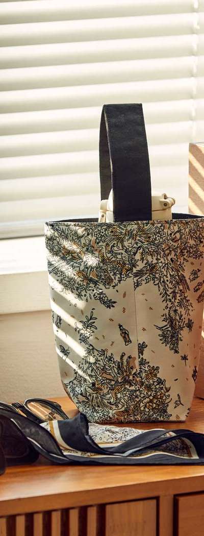 [Exhibition] Uigwe Exhibition: Gisamjin Pyoririjnchcaneuigwe Tumbler Bag
