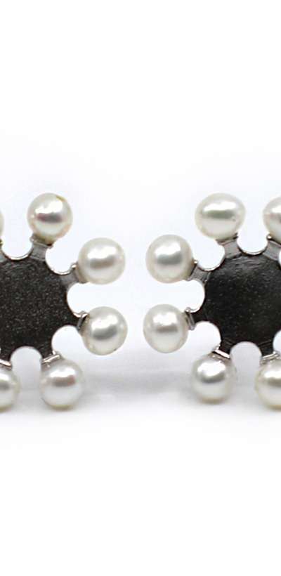 Paljooryeong Earrings