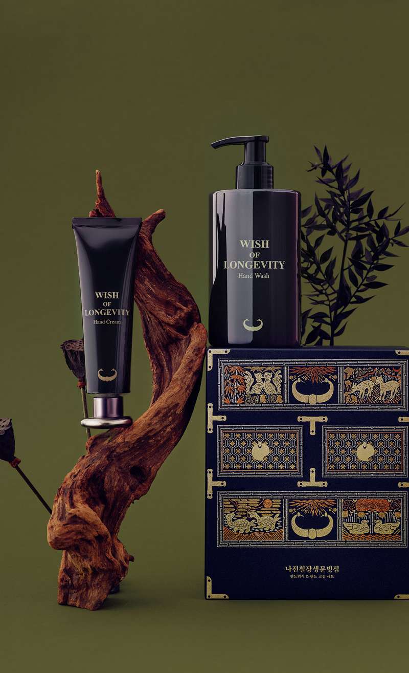 Mother-of-Pearl Hand Wash and Hand Cream Set (Single Purchase) - Yongsan 20th Anniversary Commemorative Product (MUDS x Amorepacific)